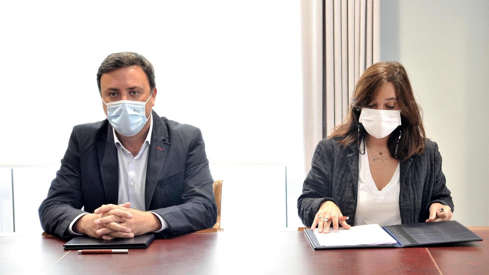 El presidente de la Diputación de A Coruña, Valentín González Formoso, y la alcaldesa coruñesa, Inés Rey.