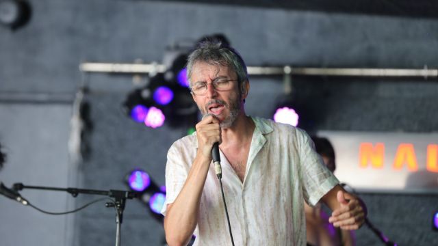Xoel López durante un concierto