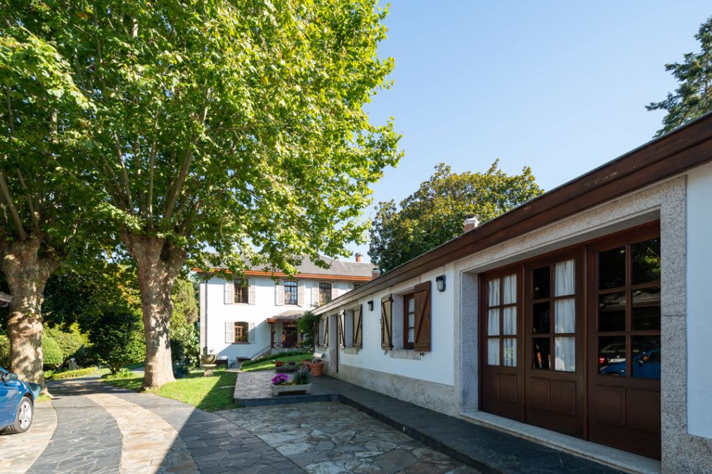 A la venta cerca de A Coruña una mansión del siglo XIX por 3,2 millones