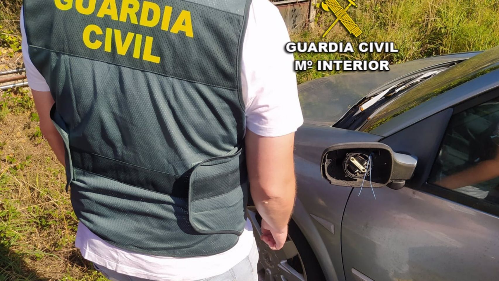 Daños ocasionados a un vehículo por el que han sido investigados tres menores de Nigrán (Pontevedra)
