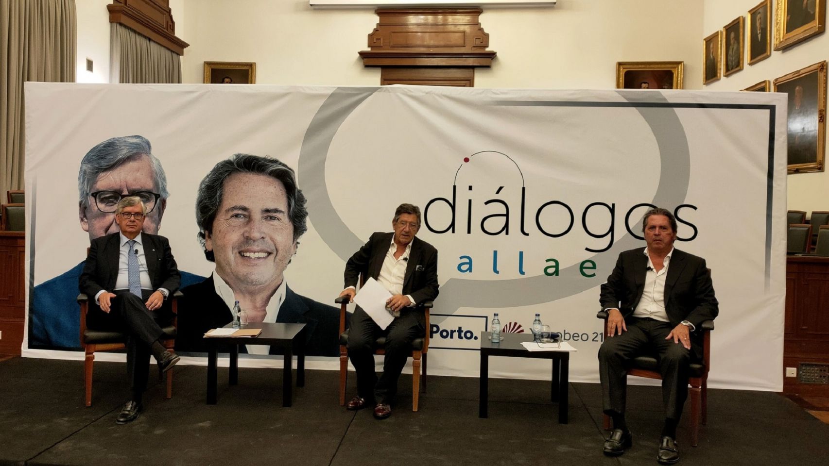 Foro Diálogos Gallaecia celebrado hoy en Oporto. 
