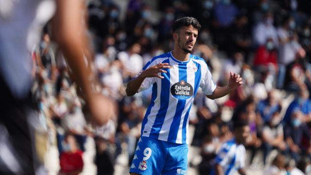 Alberto Quiles en el partido entre Unionistas y Deportivo.