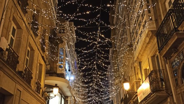 Las luces de Navidad de la Calle Real, en A Coruña, a principios de noviembre.