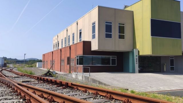Base ferroviaria O Irixo (Ourense).