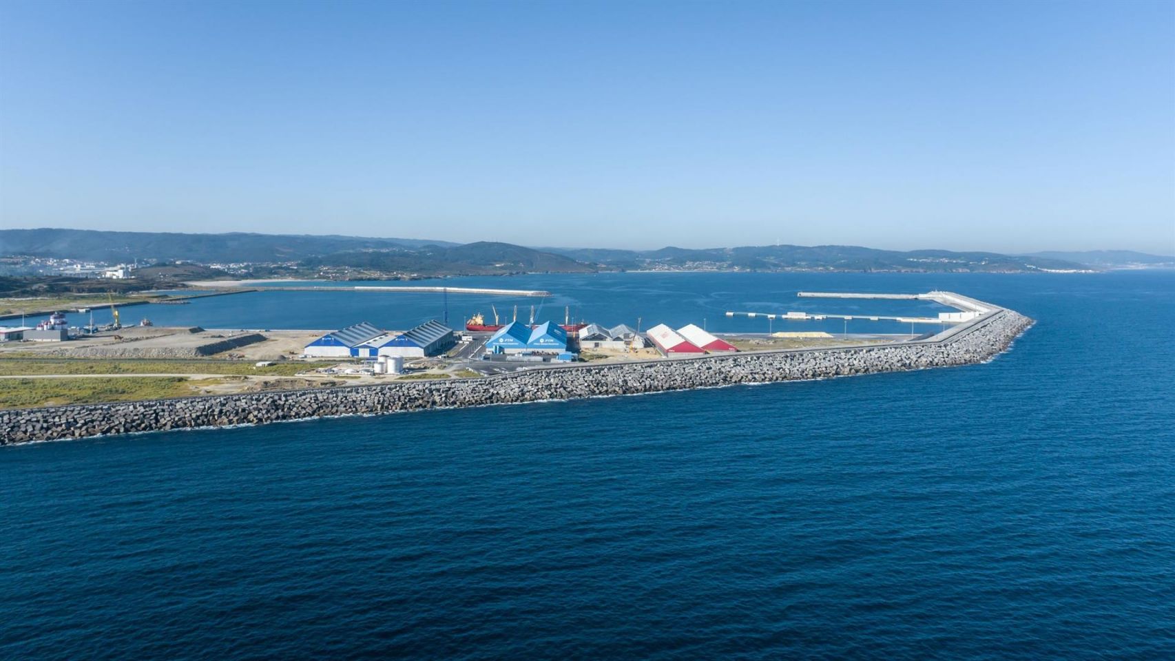 El puerto exterior de A Coruña en una foto de archivo.