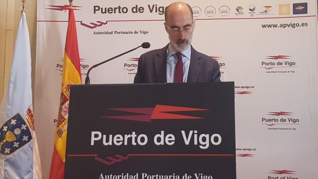El presidente de la Autoridad Portuaria de Vigo, Jesús Vázquez Almuiña, durante la rueda de prensa.