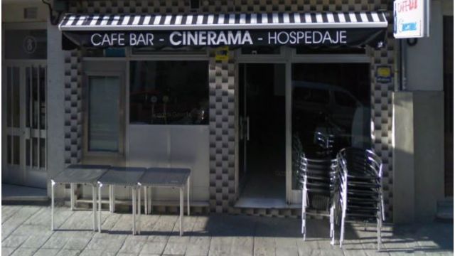 Bar Cinerama.