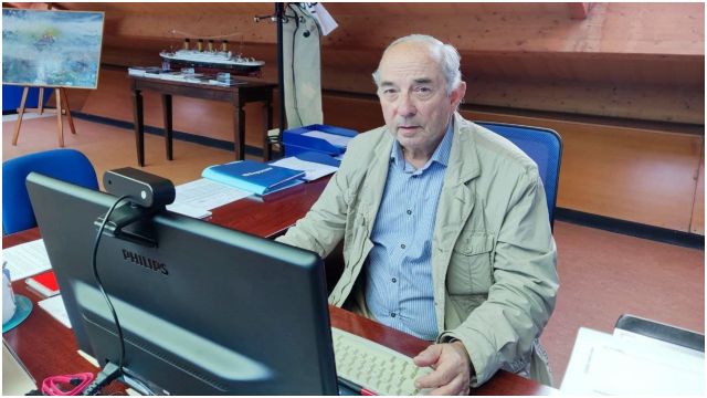 José María Cardona ha presentado su dimisión.