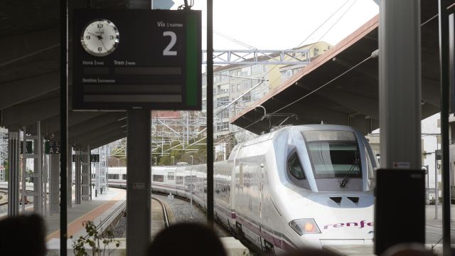 Inauguración de la línea de AVE Madrid-Galicia en la Estación de A Gudiña-Porta de Galicia.