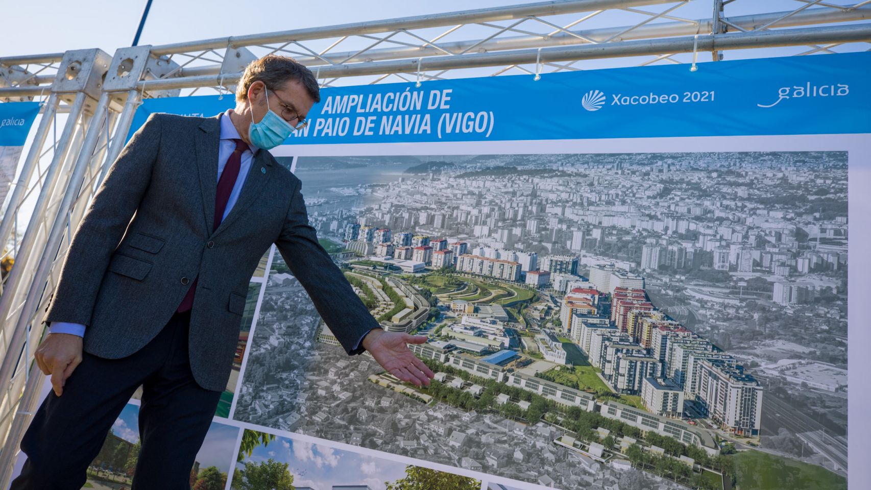 Feijóo durante una presentación del proyecto de ampliación de Navia en Vigo.