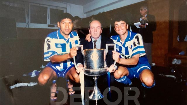 Luisín Sánchez Doporto con Donato, Bebeto y la Copa del Rey de 1995