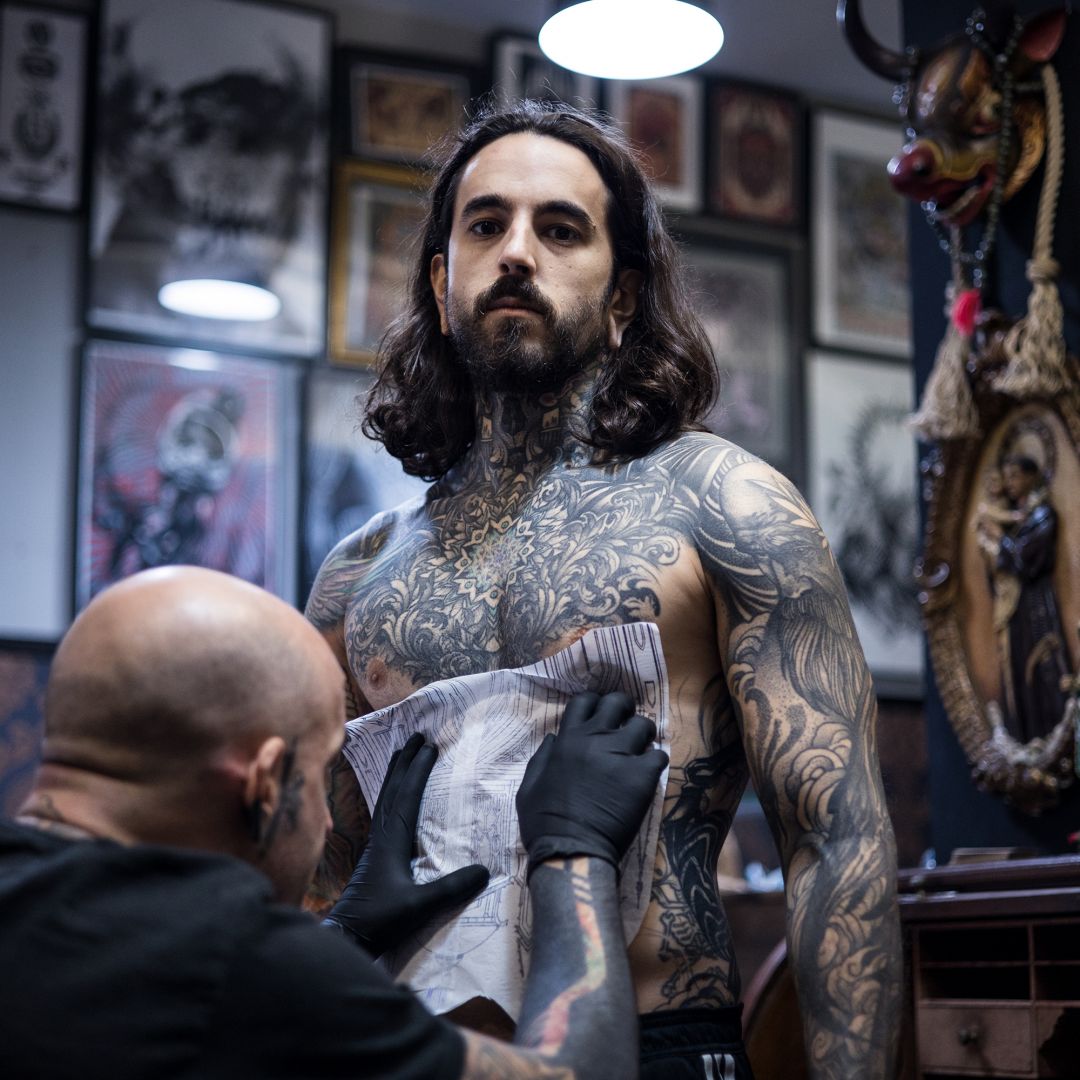Rene ZZ: Creador de contenido gallego y apasionado del tatuaje que triunfa  desde Finlandia