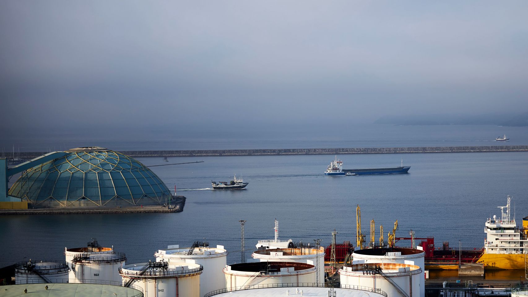 'La Medusa' en el puerto de A Coruña.