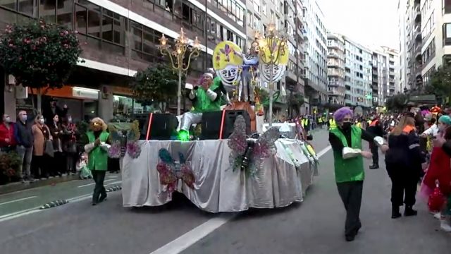 Una de las carrozas que participaron en el desfile de Carnaval de Vigo.