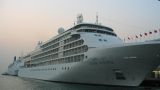 Llegada del Crucero `Silver Whisper´ al Puerto de A Coruña