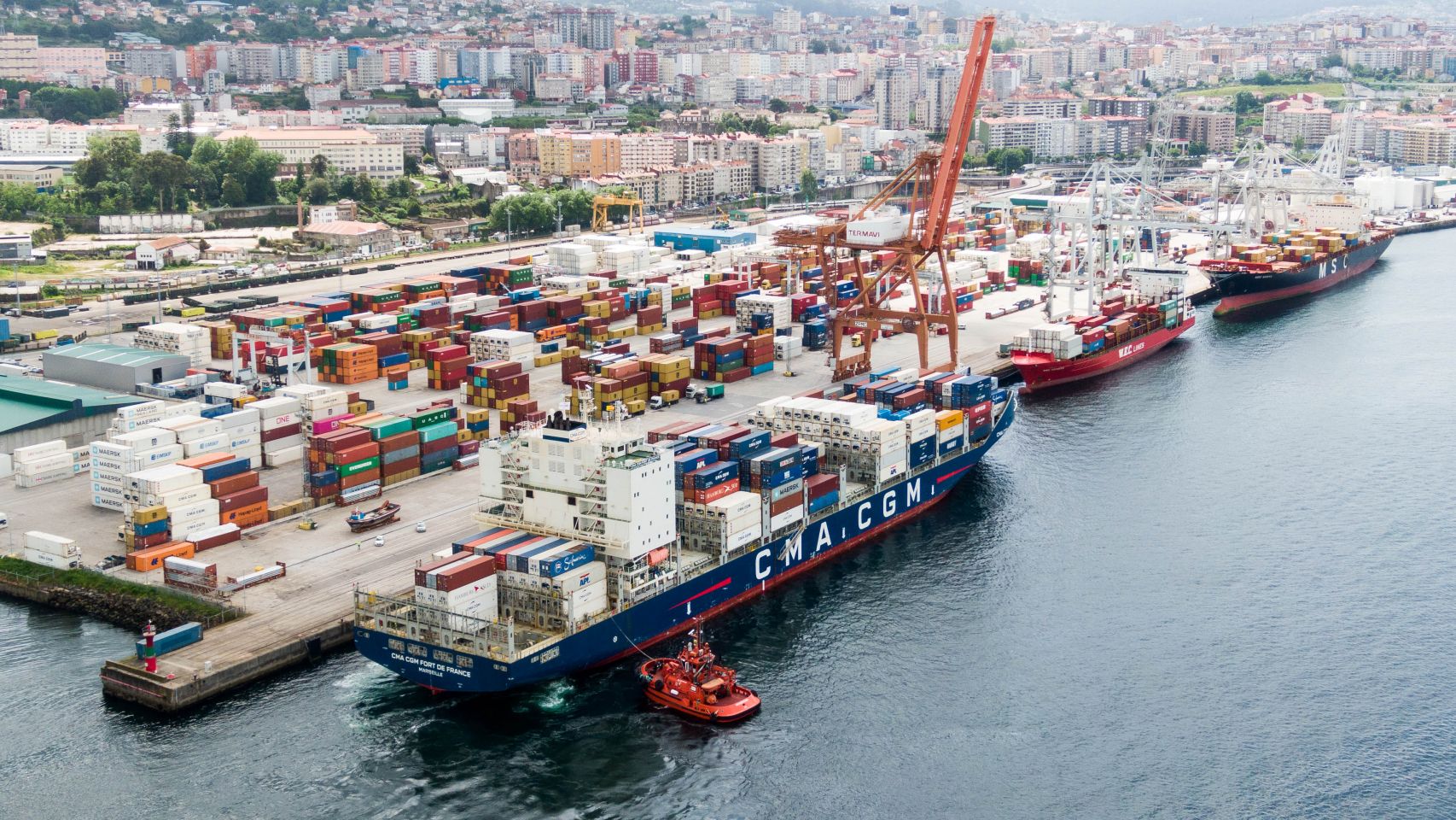 Contenedores de mercancía en el Puerto de Vigo.