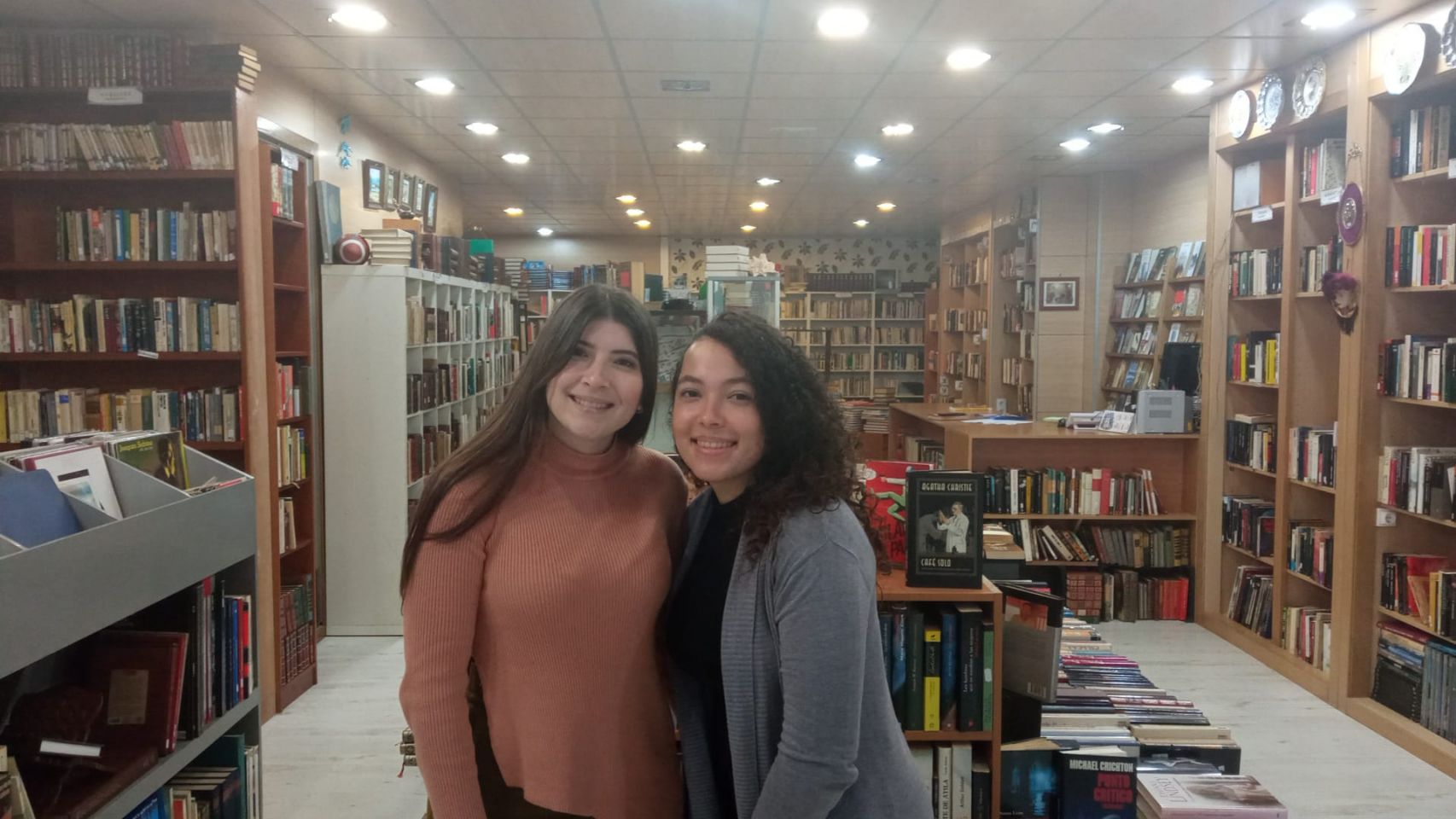 Pierina Romero y Vanessa Yegres de Libros Hércules.