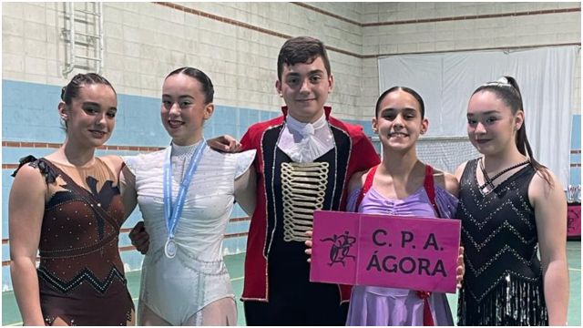 Los cinco patinadores del CPA Ágora de Boqueixón que acudirán al campeonato gallego.