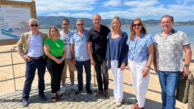 La delegada territorial de la Xunta en Vigo junto a los alcaldes de O Val Miñor.