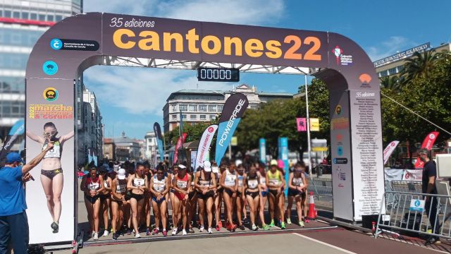 Comienzo del XXXV Gran Premio Internacional de Marcha Cantones de A Coruña - Trofeo Sergio Vázquez.