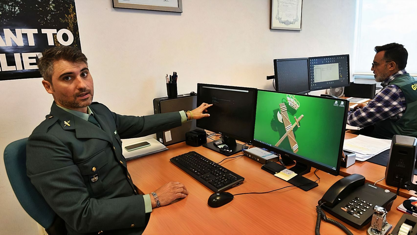 Equipo de Investigación Tecnológica de la Comandancia de la Guardia Civil de Pontevedra.