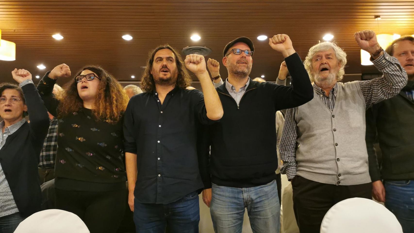 Oriana Méndez, Antón Sánchez, Martiño Noriega y Xosé Manuel Beiras en la IV Asemblea Nacional de Anova-Irmandade Nacionalista.
