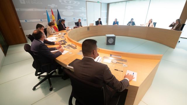 El titular de la Xunta, Alfonso Rueda, preside la reunión del Consello de la Xunta.