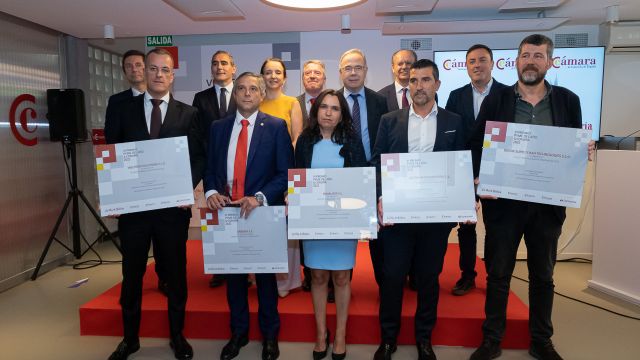 Recogida del premio Pyme 2022 en la Cámara de Comercio de Santiago