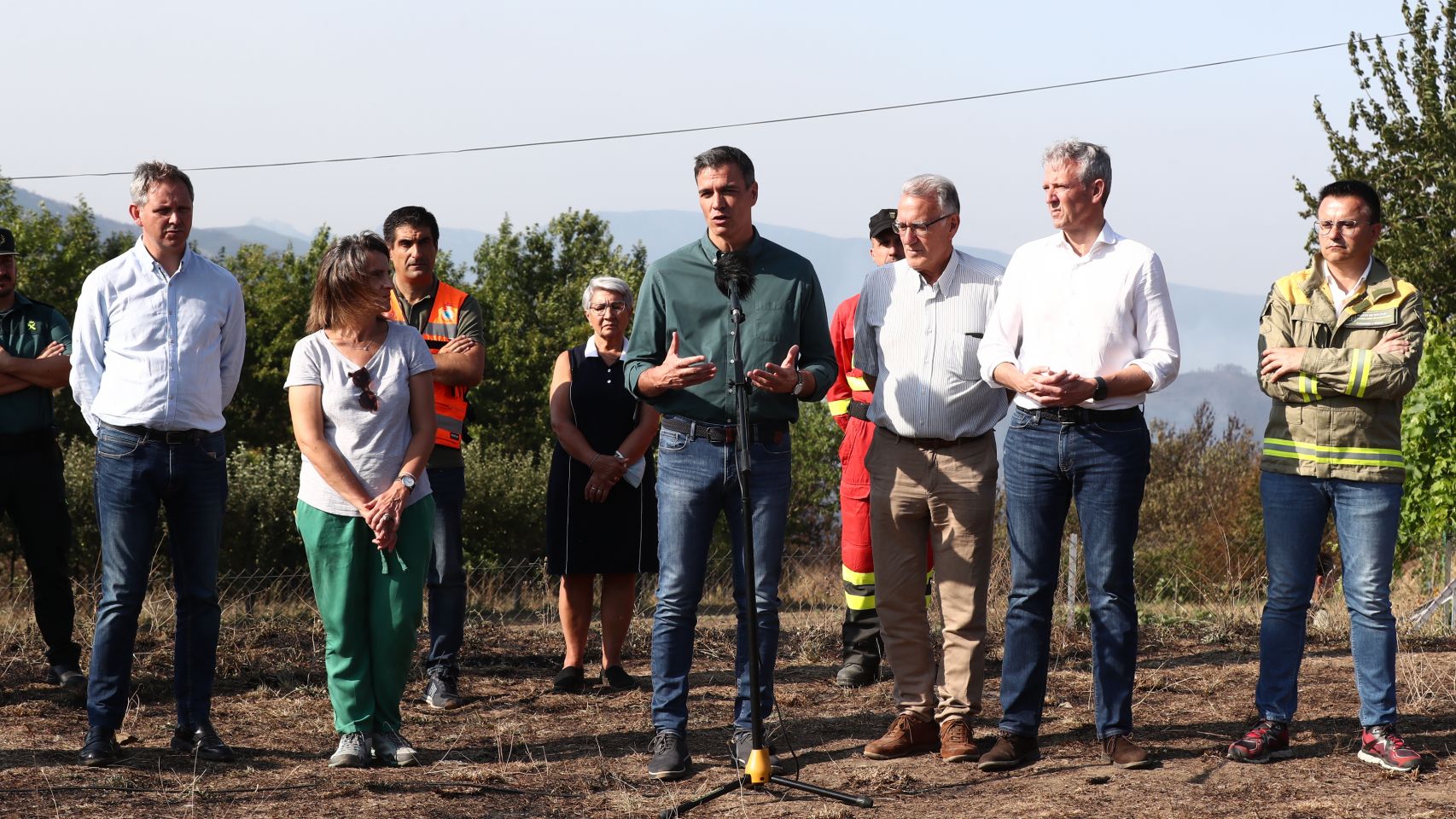 Visita de Pedro Sánchez a las zonas afectadas por los incendios en Ourense. 