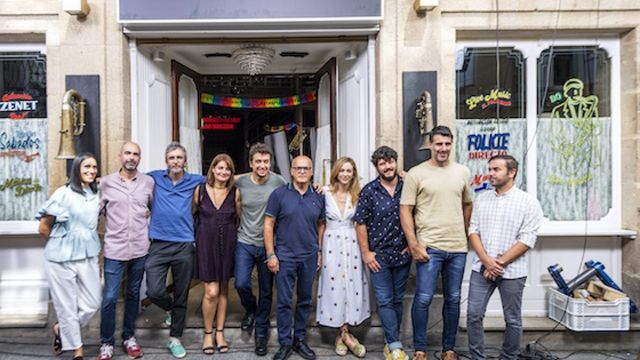 Visita de Manuel Baltar al rodaje de 'Amigos para siempre', de Javier Veiga.