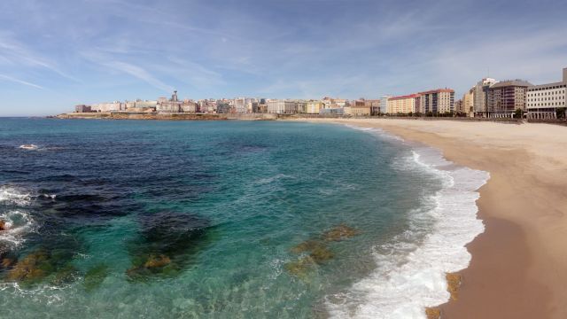 Playa del Orzán en A Coruña.