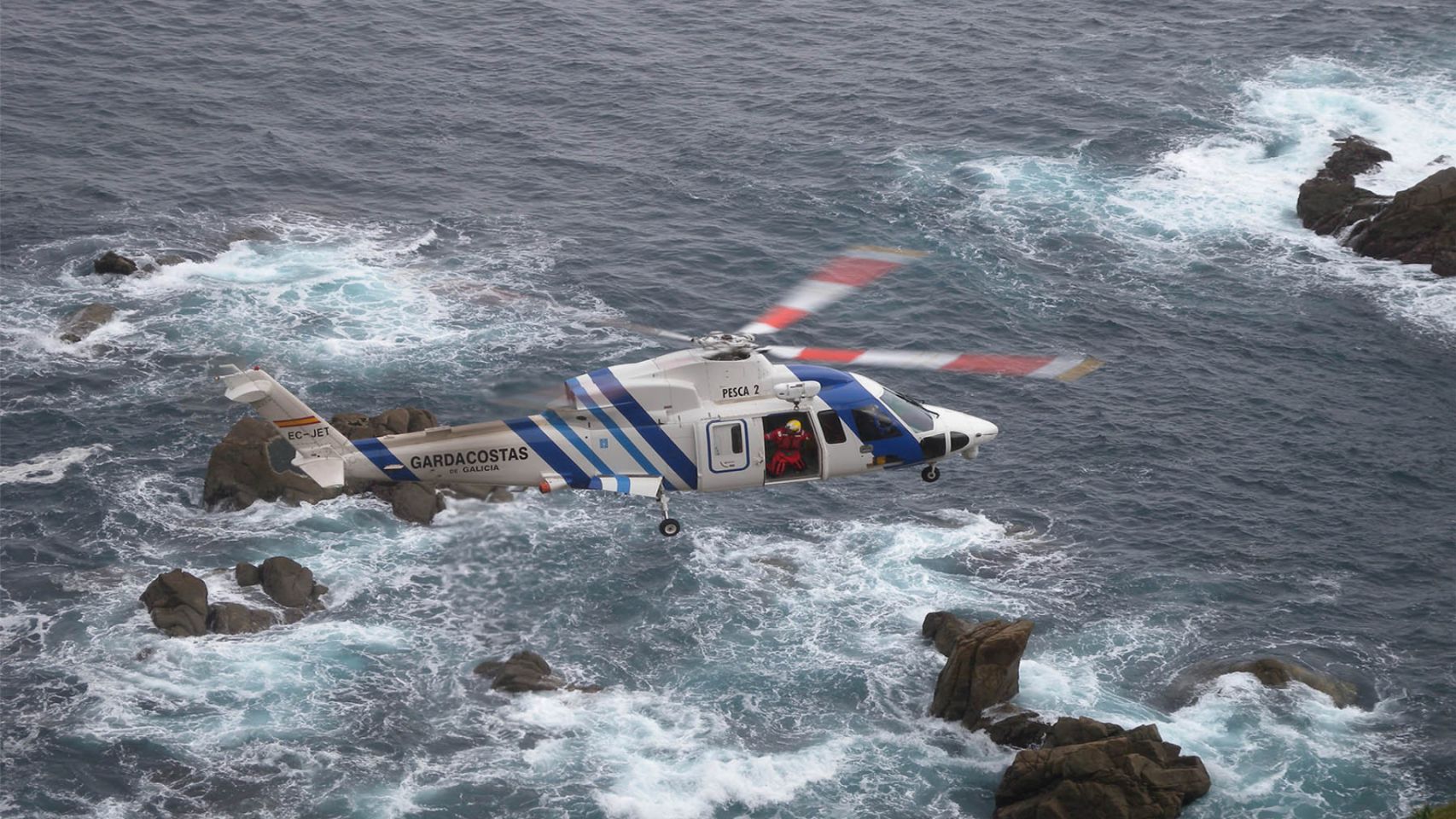 Helicóptero "Pesca 2" de los Gardacostas.