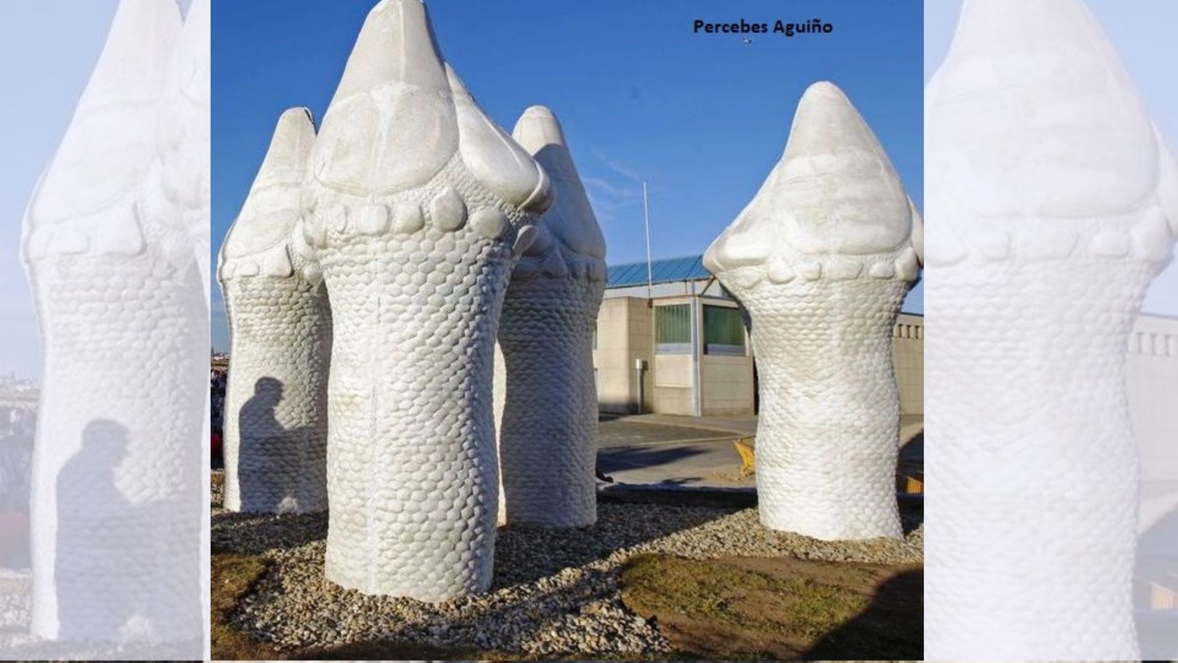 Escultura 'Mar bravo, mar limpo' en Aguiño, Ribeira