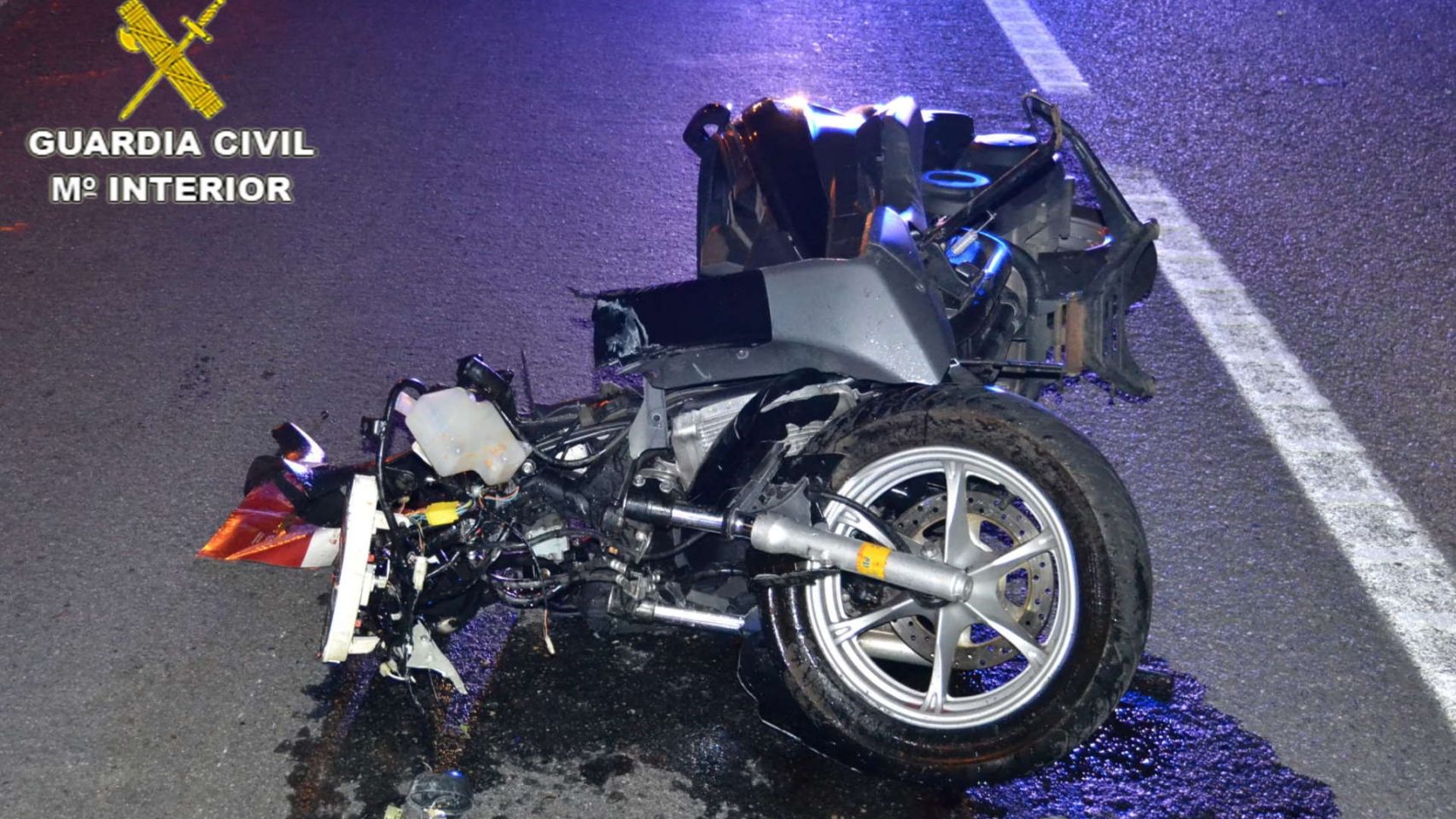 Accidente mortal entre una moto y un turismo en Meis (Pontevedra).
