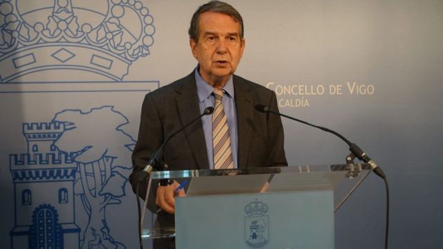 El alcalde de Vigo, Abel Caballero, en rueda de prensa.