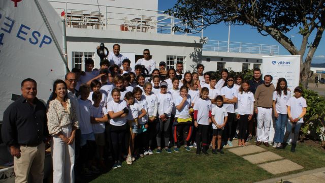 Escuela de Vela Vithas Vigo Marítimo de Canido 22-23.