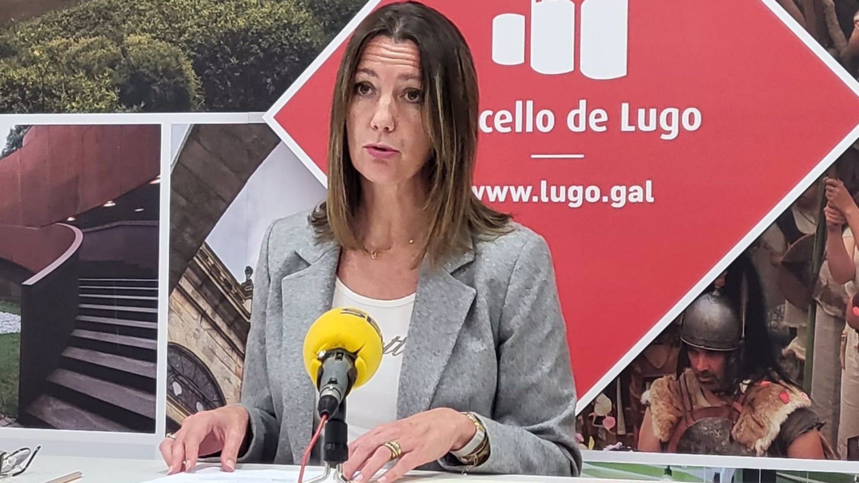 La alcaldesa de Lugo, Lara Méndez, en rueda de prensa.