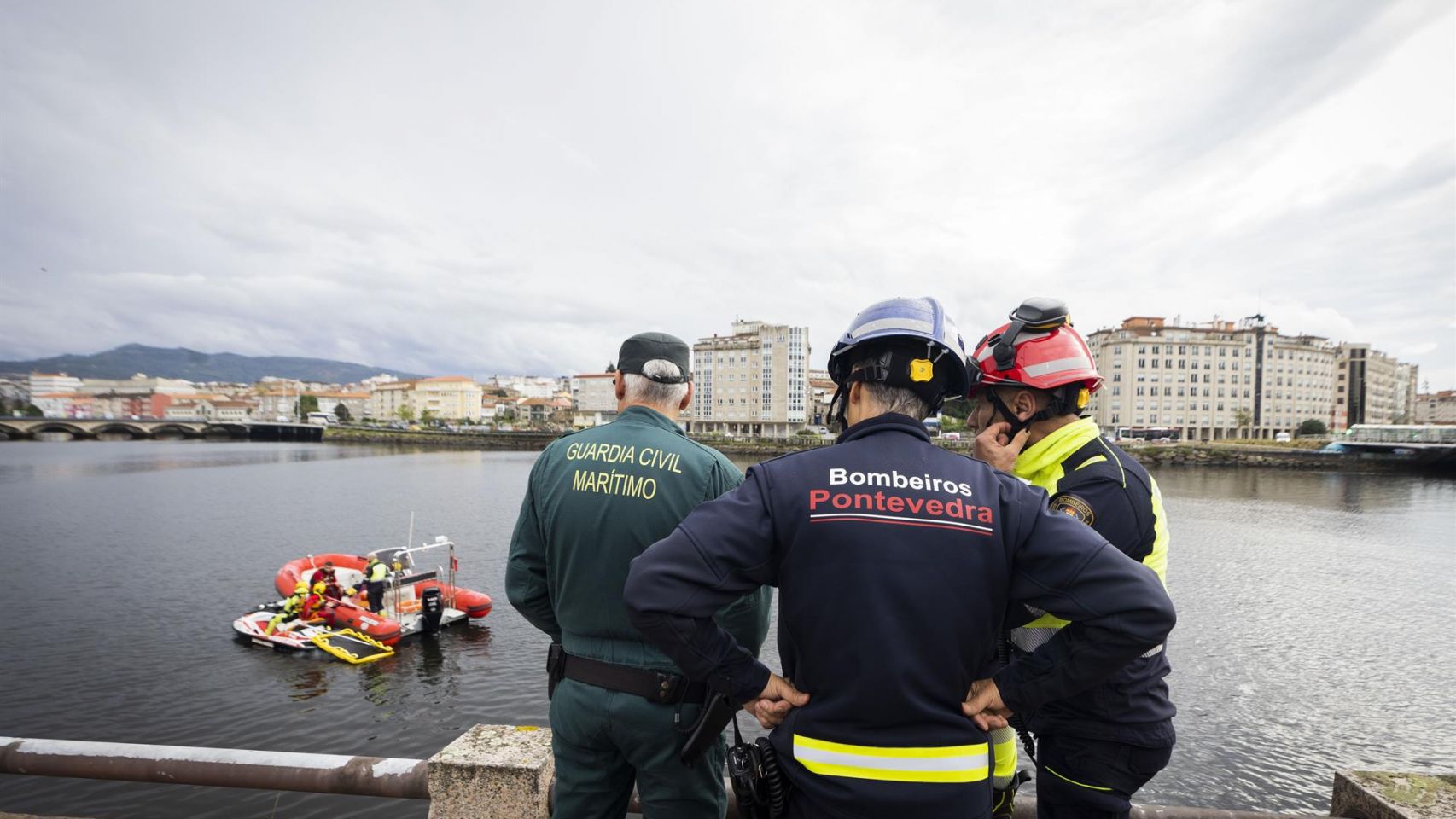 Operativo de rescate del cuerpo de José Manuel Penas en Pontevedra. 