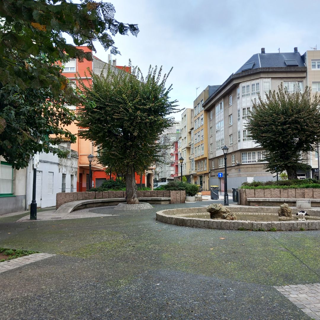 El conjunto de viviendas del campo de Artillería de A Coruña, una obra de  Juan de Ciórraga