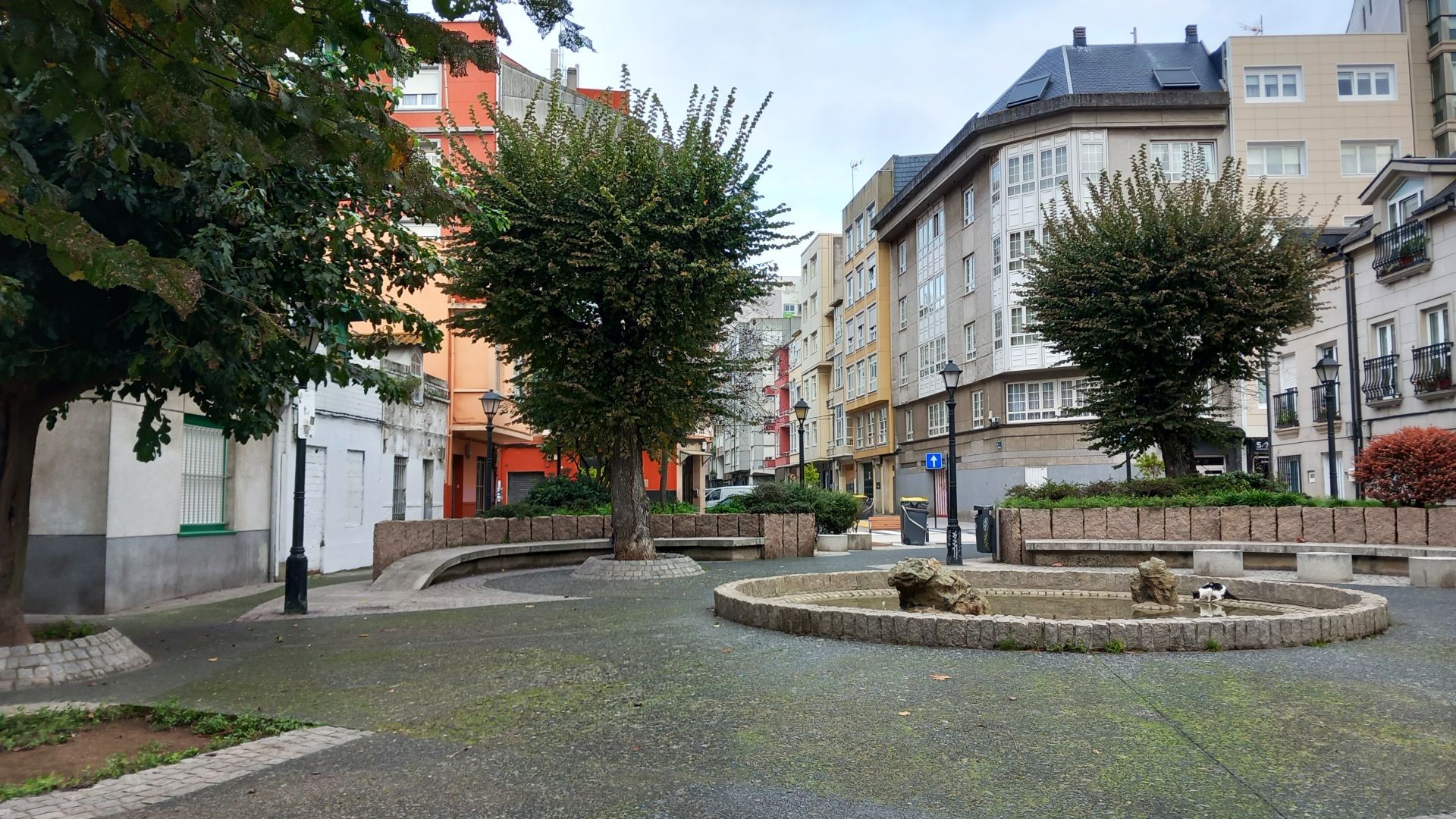 El conjunto de viviendas del campo de Artillería de A Coruña, una obra de  Juan de Ciórraga