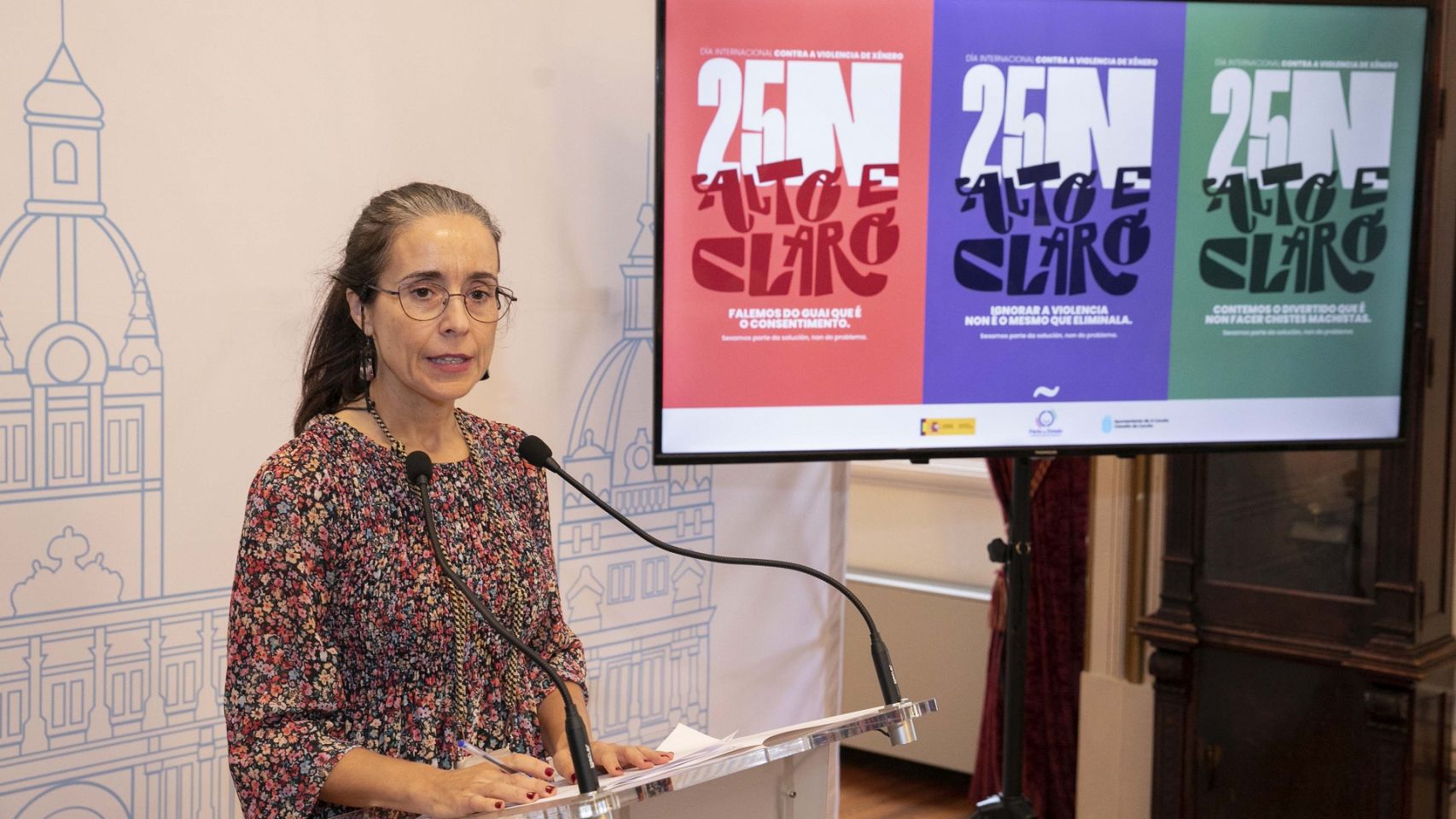 La concejal de Benestar Social, Igualdade e Participación, Yoya Neira, presenta las actividades por el 25N.