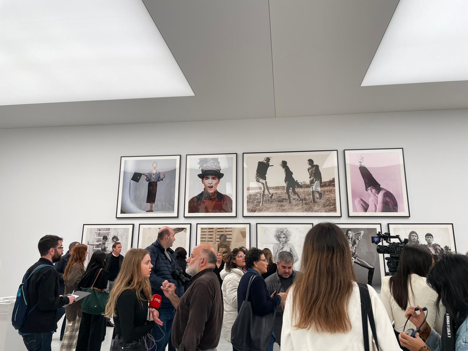 Galería fotográfica: Así es la muestra 'Steven Meisel 1993 A Year in ...