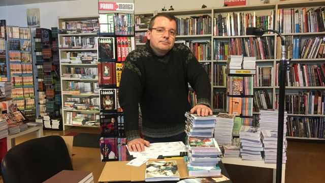 Fernando Iglesias, propietario de la Librería Baroja en Pontevedra. 