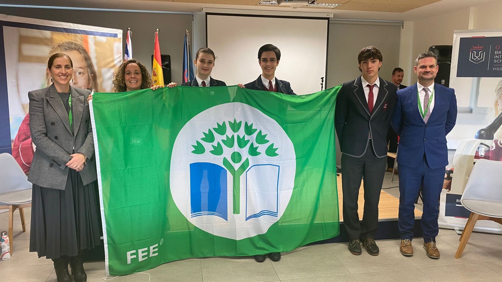 El centro escolar de Vigo recoge el reconocimiento al trabajo de concienciación medioambiental.