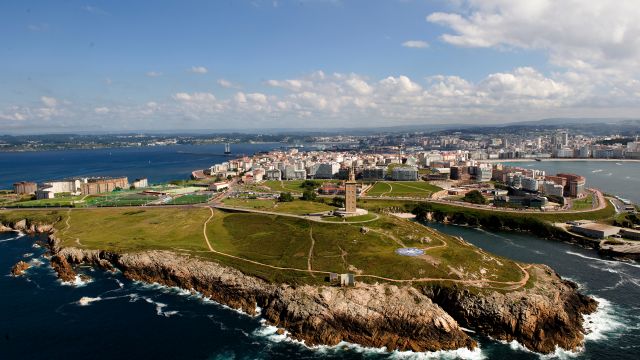 Vista de A Coruña desde la Torre de Hércules