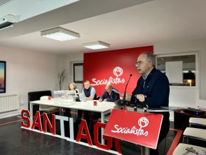 Xosé Sánchez Bugallo presentando la candidatura para las municipales de 28M