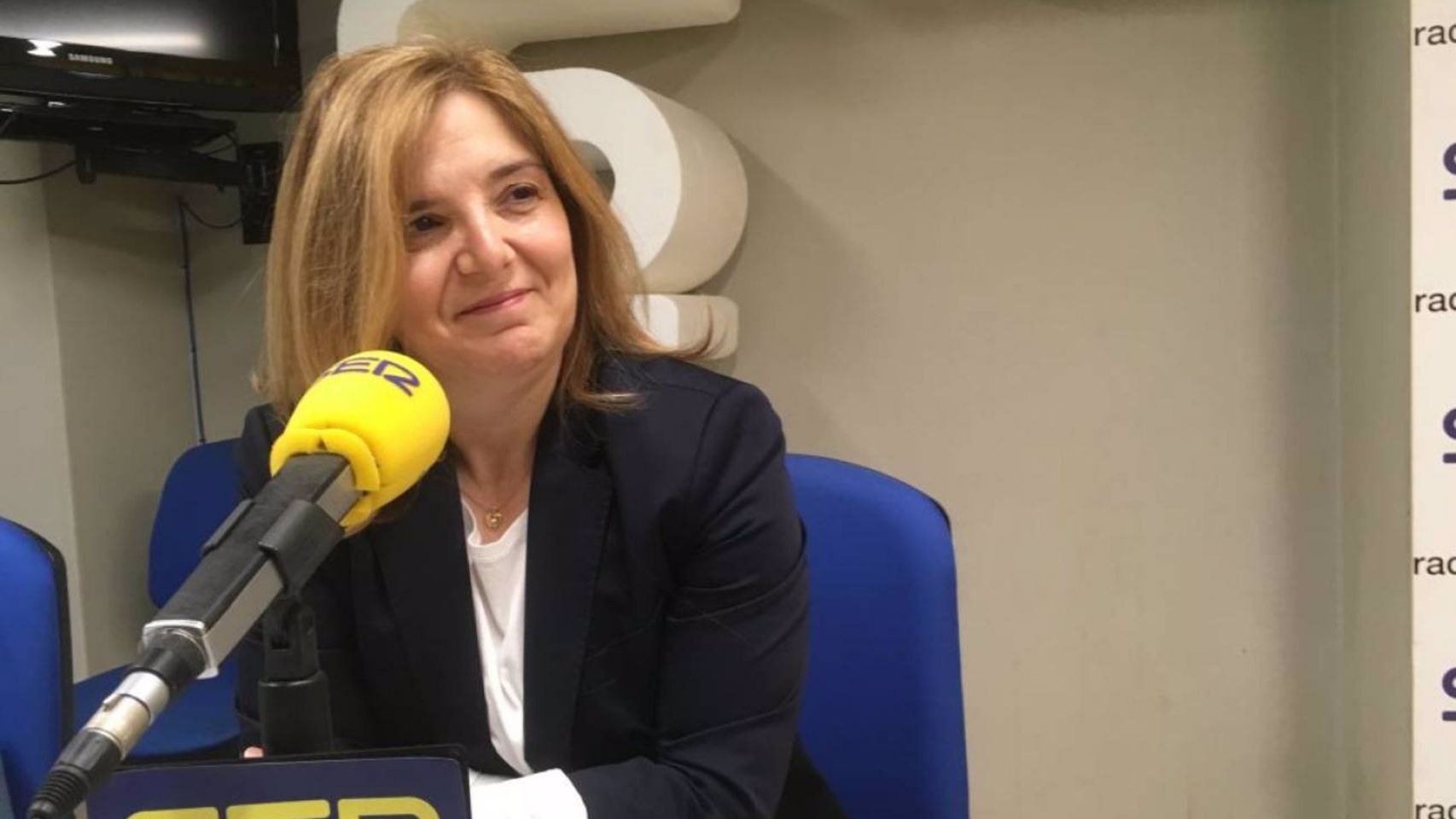 La diputada del PSOE Pilar Cancela en una entrevista a la Cadena Ser.