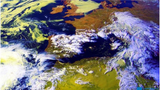 Imagen satélite de este lunes donde se ve la llegada de la borrasca en las Islas Canarias