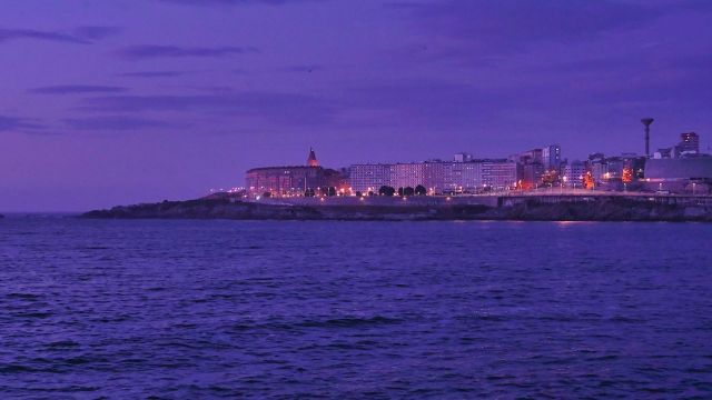Vista de A Coruña desde el Paseo Marítimo
