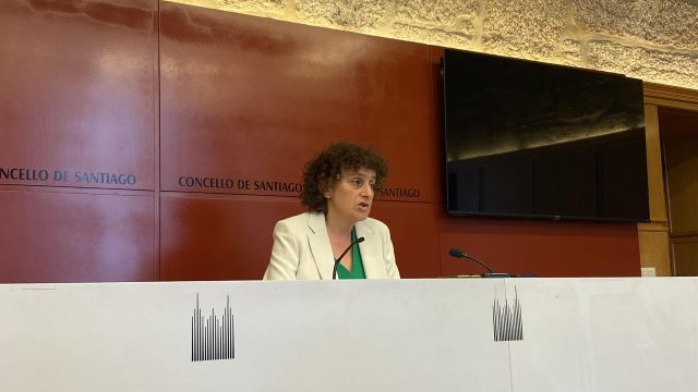 La alcaldesa de Santiago, Goretti Sanmartín, en rueda de prensa